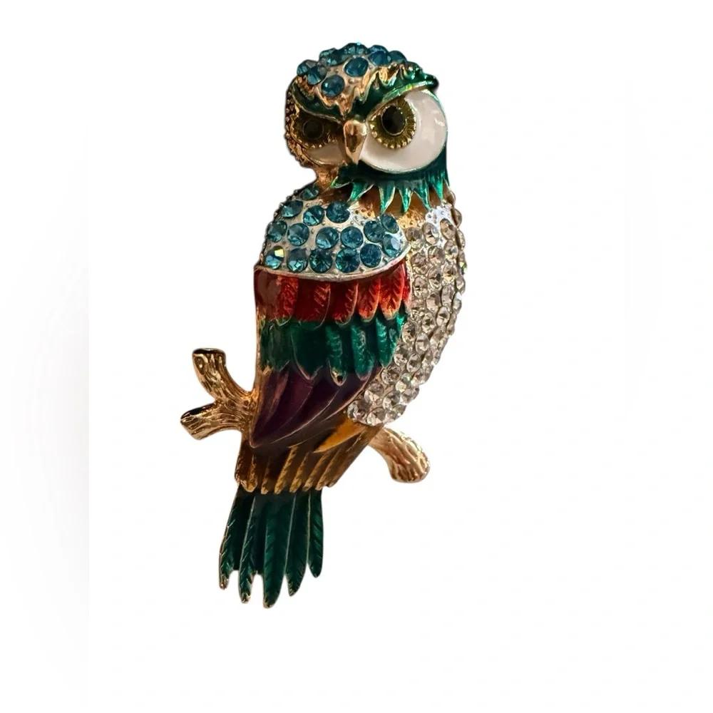 Enamel and Crystal gold tone Owl Brooch/ pendant - Picture 3 of 4